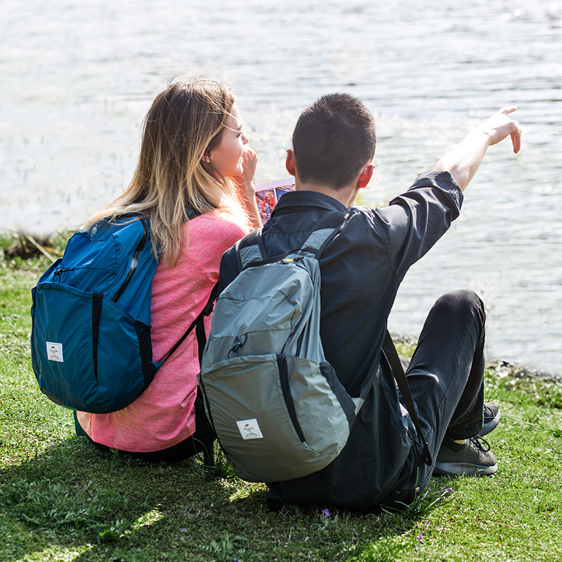 Naturehike ultralight sbalitelný batoh 22l 170g - šedá